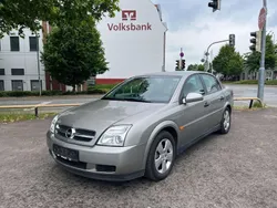 Gold Gebraucht 2003 Opel Vectra Limousine | 3.990 € (Teuer)