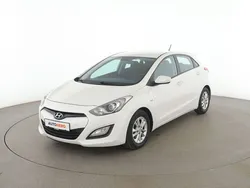 Weiß Gebraucht 2015 Hyundai i30 Edition Limousine | 9.250 € (Fairer Preis)