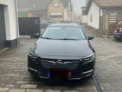 Schwarz Gebraucht 2017 Opel Insignia Kombi | 10.000 € (Guter Preis)
