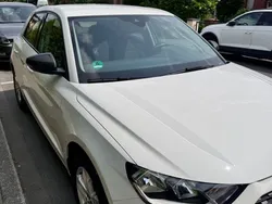 Weiß Gebraucht 2019 Audi A1 Sportback Design Kleinwagen | 18.900 € (Fairer Preis)