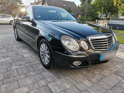 Schwarz Gebraucht 2007 Mercedes E220 Limousine | 5.799 € (Etwas zu teuer)
