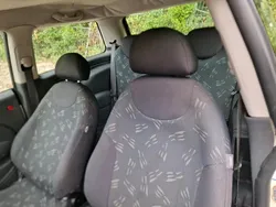 Weiß Gebraucht 2006 Mini ONE Kleinwagen | 800 €