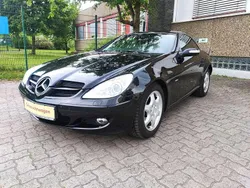 Obsidianschwarz metalliclack Gebraucht 2007 Mercedes SLK200 Edition 1 Cabrio | 7.900 € (Fairer Preis)