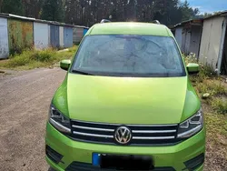 Grün Gebraucht 2018 VW Caddy Maxi Van / Kleinbus | 25.950 € (Fairer Preis)