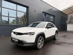 Weiß Gebraucht 2023 Mazda MX30 Ad'Vantage SUV | 16.991 € (Superpreis)
