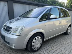 Silber Gebraucht 2003 Opel Meriva Van / Kleinbus | 650 € (Superpreis)