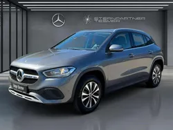 Mountaingrau metallic Gebraucht 2022 Mercedes GLA250 SUV | 32.990 € (Guter Preis)