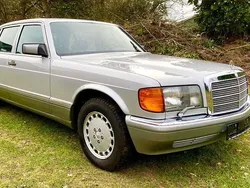 Silber Gebraucht 1990 Mercedes 560 Limousine | 18.000 €