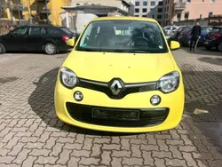 Gelb Gebraucht 2018 Renault Twingo Experience Kleinwagen | 7.770 € (Guter Preis)