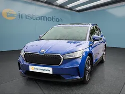 Blau Gebraucht 2021 Skoda Enyaq iV Loft SUV | 26.199 € (Fairer Preis)