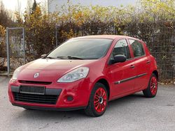 Rot Gebraucht 2012 Renault Clio IV Dynamique Limousine | 3.999 € (Fairer Preis)