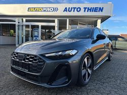 Grau Gebraucht 2025 Audi A5 S-Line Kombi | 47.262 €