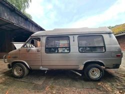 Silber Gebraucht 1991 Chevrolet 2500 Van / Kleinbus | 3.500 €