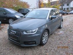 Grau Gebraucht 2017 Audi A1 Sportback Basis Kleinwagen | 11.400 € (Fairer Preis)