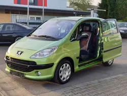 Grun maori/metalliclackierung Gebraucht 2007 Peugeot 1007 Premium Kleinwagen | 1.700 € (Fairer Preis)