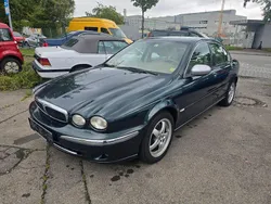 Grün Gebraucht 2002 Jaguar X-type Limousine | 2.699 € (Superpreis)