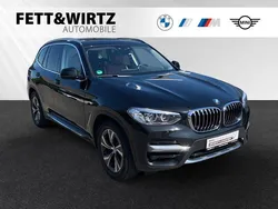Schwarz Gebraucht 2021 BMW X3 Sport Line SUV | 35.490 € (Fairer Preis)