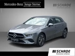 Grau Gebraucht 2024 Mercedes A180 Progressive Limousine | 29.450 € (Fairer Preis)