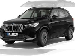 Schwarz (schwarz uni) Neu 2025 BMW iX1 Shadowline SUV | 37.050 €