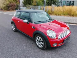 Rot Gebraucht 2008 Mini ONE Kleinwagen | 4.999 € (Etwas zu teuer)
