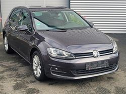 Grau Gebraucht 2015 VW Golf LOUNGE Limousine | 11.300 € (Fairer Preis)