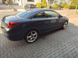 Blau Gebraucht 2007 Opel Astra Cabriolet Cosmo Cabrio | 3.750 € (Fairer Preis)