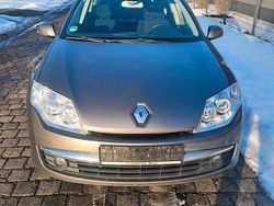 Grau Gebraucht 2008 Renault Laguna III Kombi | 2.900 € (Fairer Preis)