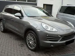 Grau Gebraucht 2012 Porsche Cayenne SUV | 15.700 € (Superpreis)
