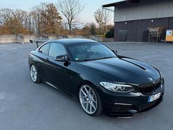 Schwarz Gebraucht 2017 BMW M240 Coupé | 29.000 €