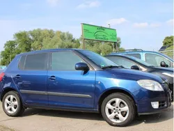 Stormblau metallic Gebraucht 2009 Skoda Fabia Style Kleinwagen | 2.990 € (Fairer Preis)