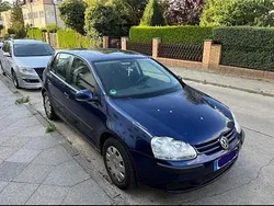 Blau Gebraucht 2005 VW Golf IV Kleinwagen | 1.000 € (Superpreis)