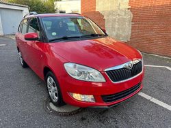 Rot Gebraucht 2014 Skoda Fabia Ambition Kleinwagen | 2.900 € (Etwas zu teuer)