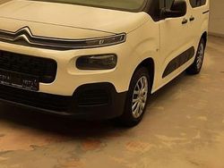 Weiß Gebraucht 2019 Citroën Berlingo Van / Kleinbus | 9.500 €