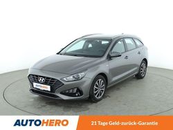 Grau Gebraucht 2020 Hyundai i30 Select Kombi | 15.250 € (Etwas zu teuer)