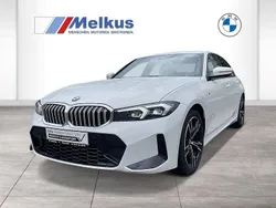 Weiß Gebraucht 2024 BMW 318 Performance Limousine | 33.470 € (Guter Preis)