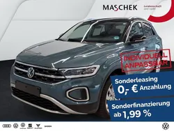Petroleum blue metallic schwar Gebraucht 2024 VW T-Roc Style SUV | 26.920 € (Superpreis)