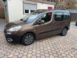 Braun Gebraucht 2013 Peugeot Partner Tepee Van / Kleinbus | 9.300 € (Fairer Preis)