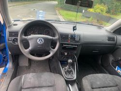 Blau Gebraucht 2000 VW Golf IV Kleinwagen | 850 € (Guter Preis)