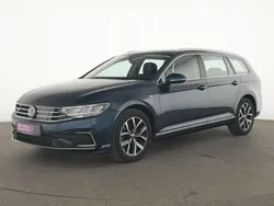 Aquamarinblau Gebraucht 2021 VW Passat GTE Kombi | 21.949 € (Guter Preis)