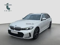 Weiß Gebraucht 2025 BMW 318 M Sport Kombi | 46.950 €