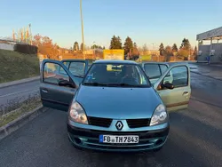 Grün Gebraucht 2004 Renault Clio II Authentique Limousine | 2.500 € (Fairer Preis)