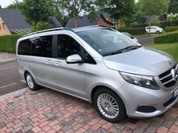 Silber Gebraucht 2014 Mercedes V250 Van / Kleinbus | 29.900 € (Fairer Preis)