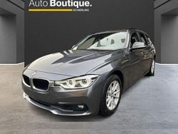 Grau Gebraucht 2018 BMW 318 Advantage Kombi | 18.390 € (Guter Preis)