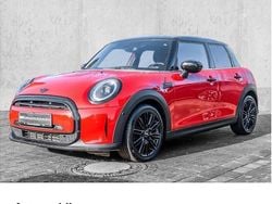 Rot Gebraucht 2022 Mini Cooper Clubman Kombi | 17.995 € (Guter Preis)