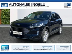 Schwarz obsidianschwarz metallic (metallic) Gebraucht 2022 Ford Kuga Titanium SUV | 23.340 € (Superpreis)