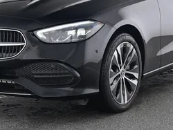 Schwarz Gebraucht 2024 Mercedes C300e Avantgarde Limousine | 41.590 € (Guter Preis)