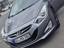 Grau Gebraucht 2013 Hyundai i40 Kombi | 6.800 € (Fairer Preis)