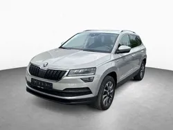Stahlgrau Gebraucht 2020 Skoda Karoq Drive SUV | 24.330 € (Fairer Preis)