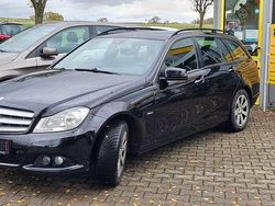 Obsidianschwarz metalliclack Gebraucht 2011 Mercedes C200 Kombi | 4.900 € (Guter Preis)