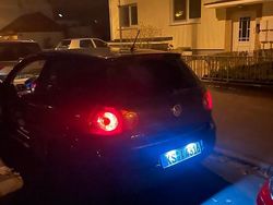 Schwarz Gebraucht 2006 VW Golf V Kleinwagen | 2.500 € (Fairer Preis)